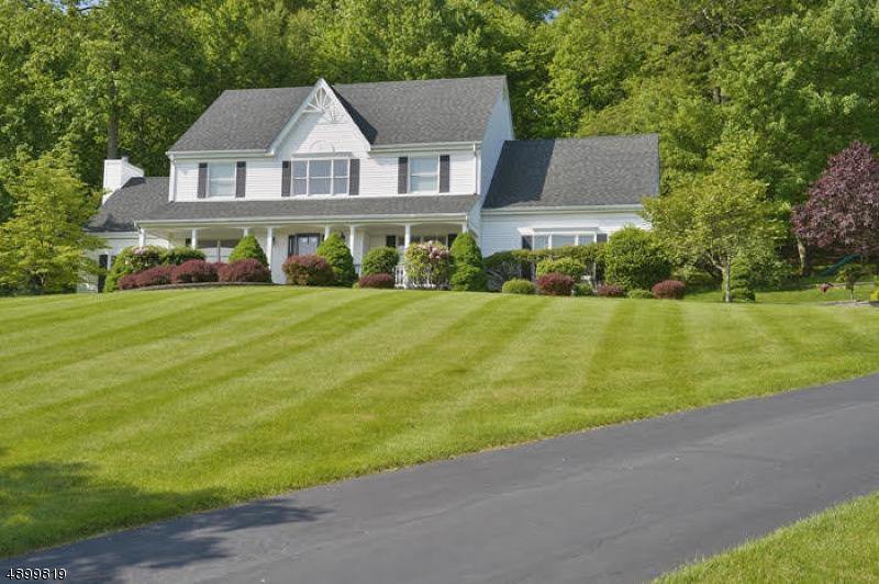 17 Scarlet Oak Rd - Photo 1