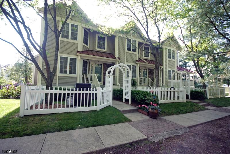 9 The Arbors - Photo 1