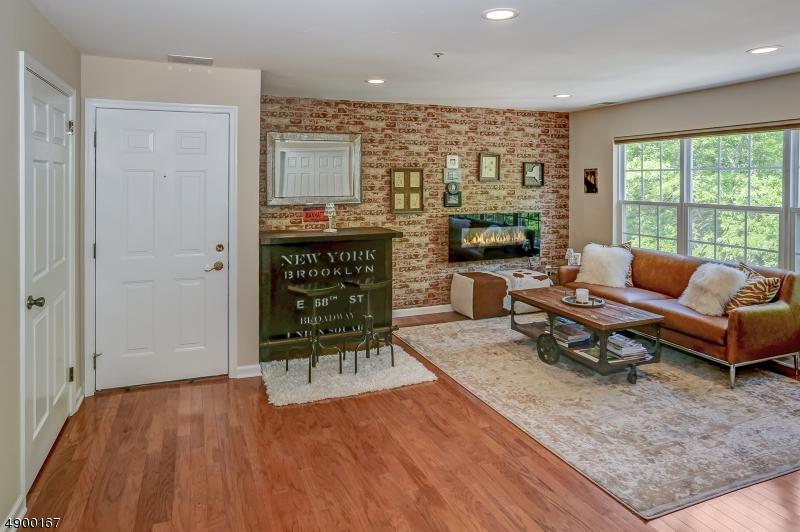 3212 Appleton Way - Photo 1