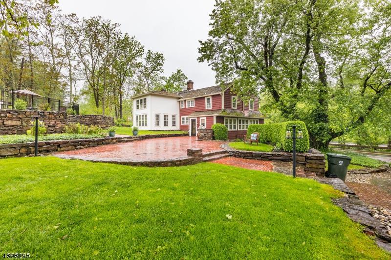 1121 Canal Rd - Photo 1