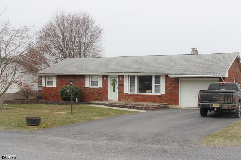 416 Liggett Blvd - Photo 1