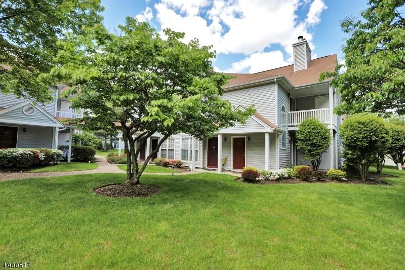 64 Homestead Ln - Photo 1