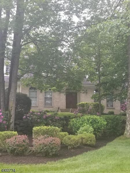 14 Brentwood Dr - Photo 1
