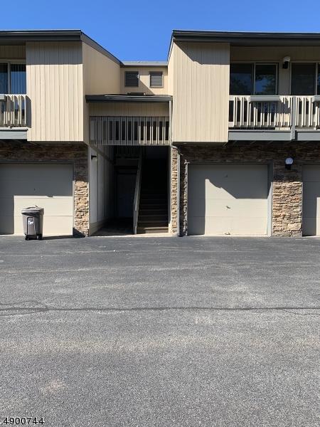 43 Colton Circle - Photo 1