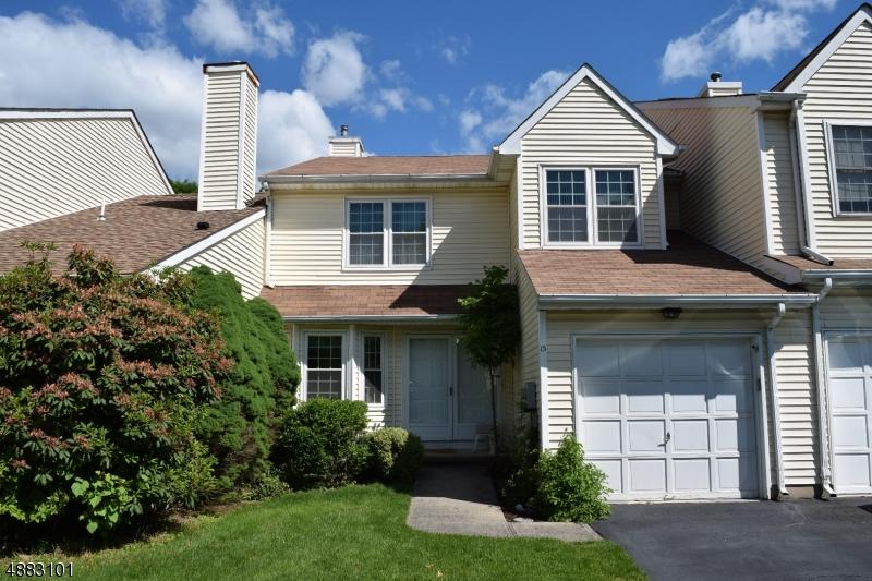 15 Watchung Trl - Photo 1