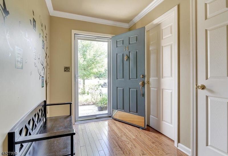 14 Spruce Ln - Photo 1