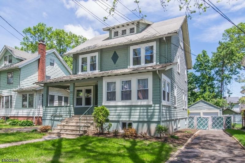 25 Evergreen Ave - Photo 1