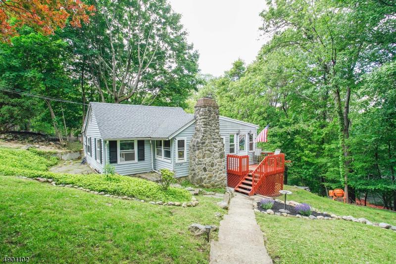 68 Woodlawn Rd - Photo 1