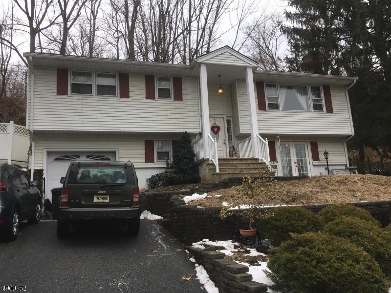 10 Jeffrey Dr - Photo 1
