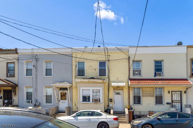 198 Astor St - Photo 1