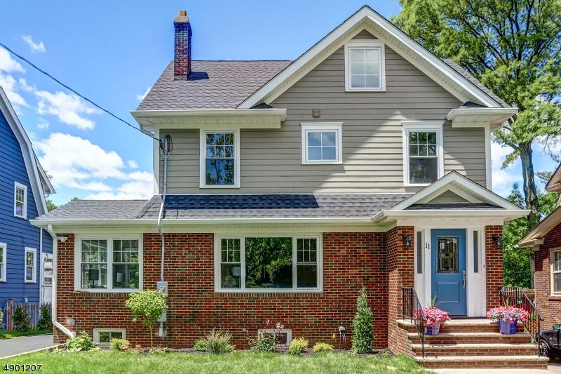 11 Norfolk Ave - Photo 1