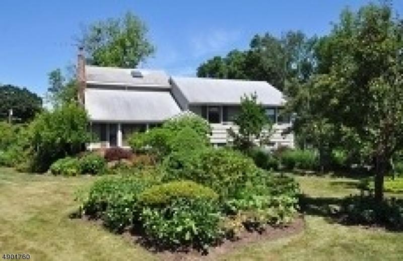 390 Ridgedale Ave - Photo 1