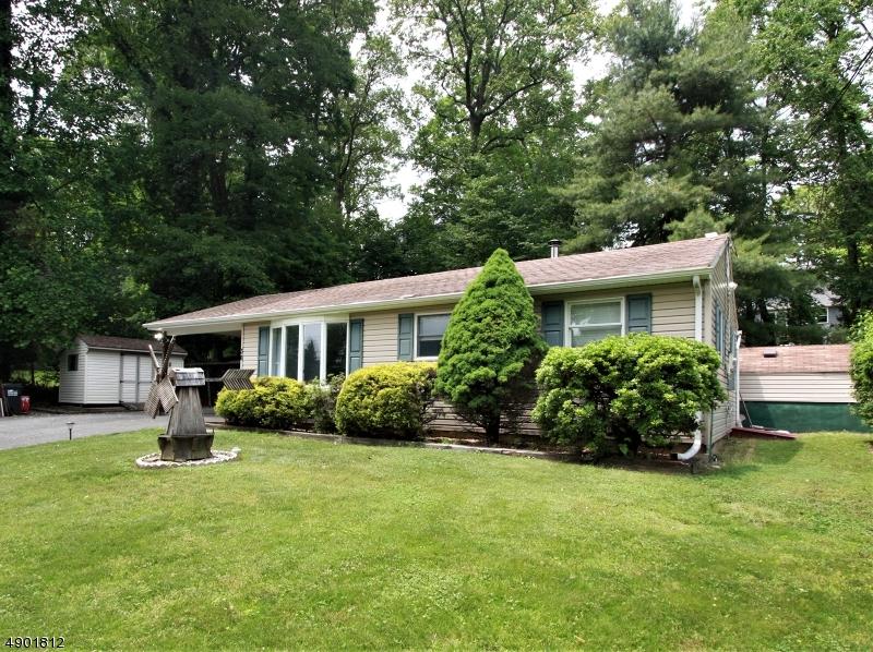 36 Sun Mountain St - Photo 1