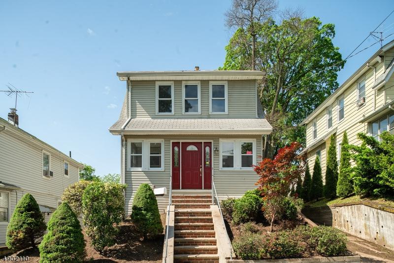 123 Raymond Ave - Photo 1