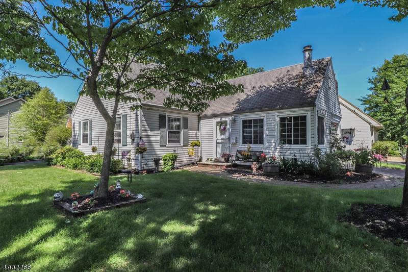 1012 Raritan Rd - Photo 1