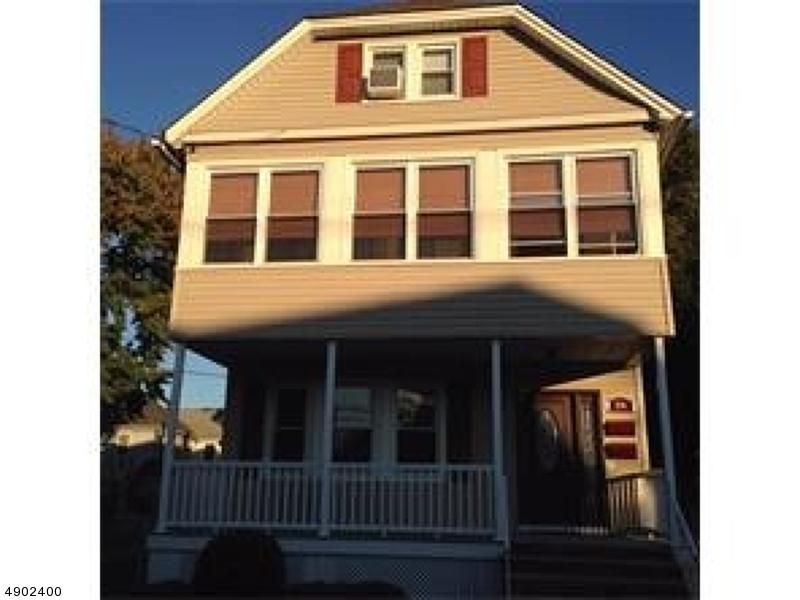 24 Hayward Ave - Photo 1