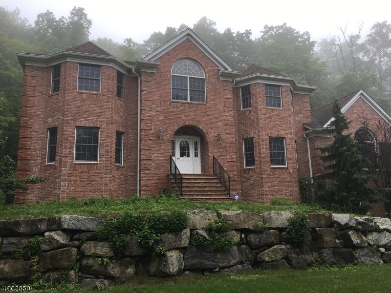 74 Crescent Dr - Photo 1
