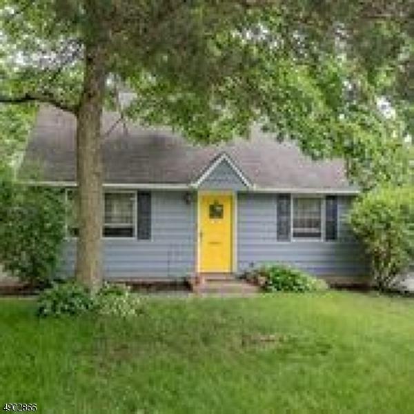 9 Emmet Pl - Photo 1