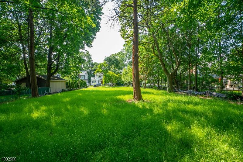 15 Pierson Place - Photo 1