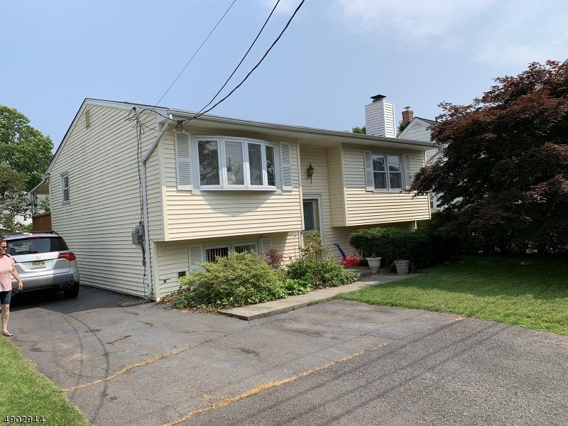 217 Lawrence St - Photo 1