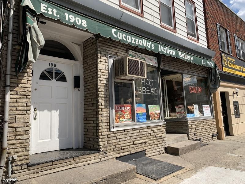 196 Jefferson St - Photo 1
