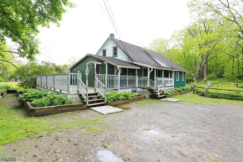 4 Hilltop Rd - Photo 1