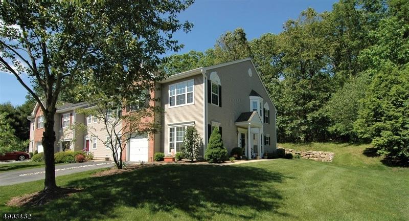 56 Pond Hollow Dr - Photo 1