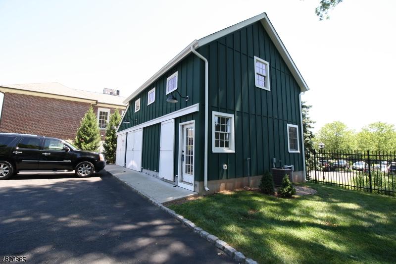 336 Main St - Photo 1