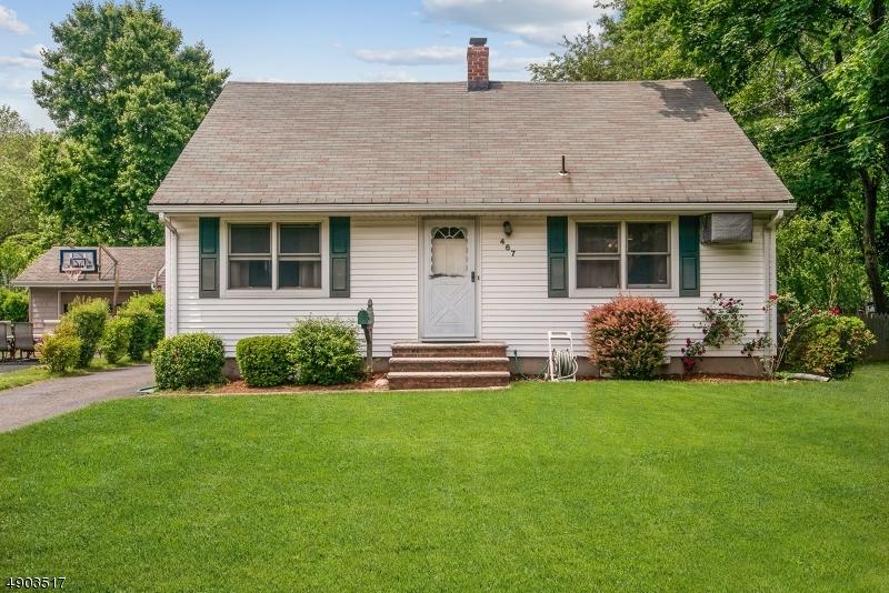 467 Berkshire Rd - Photo 1