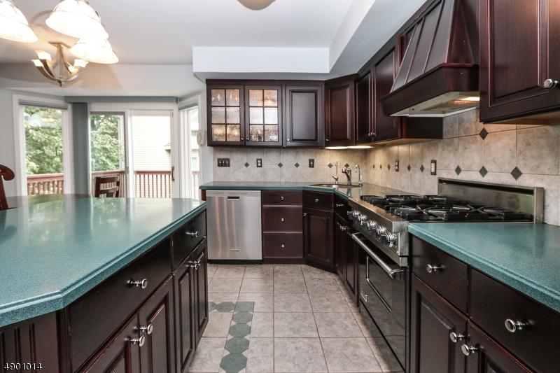 49 Clarken Dr - Photo 1