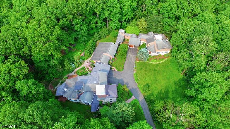 3 Dukes Ct - Photo 1