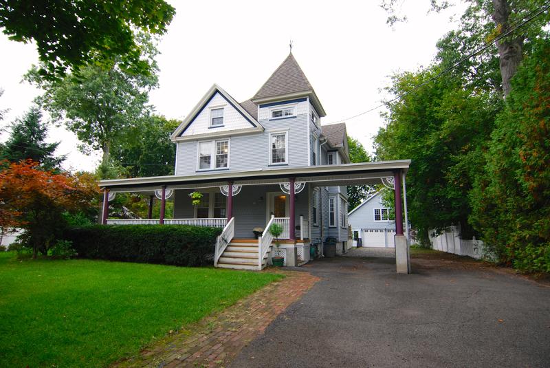 18 Kenilworth Rd - Photo 1