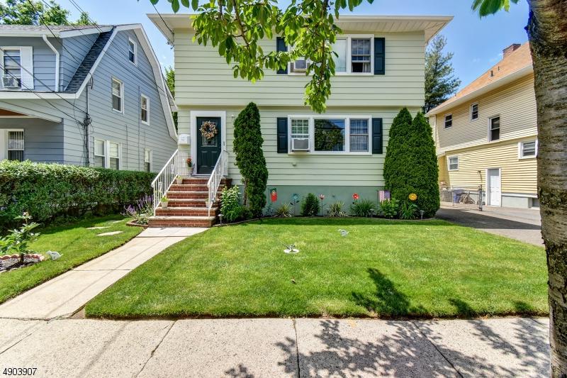 142 Walnut St - Photo 1