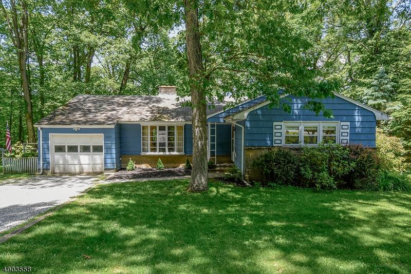 1140 Summit Ln - Photo 1