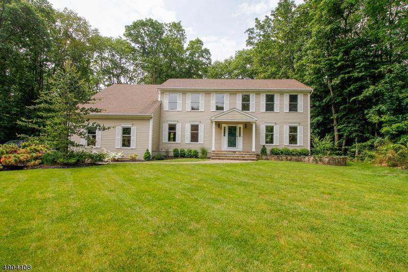 12 Darlington Dr - Photo 1