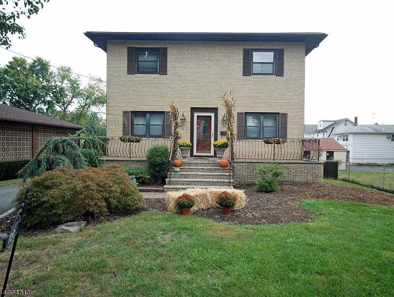 166 Walnut St - Photo 1