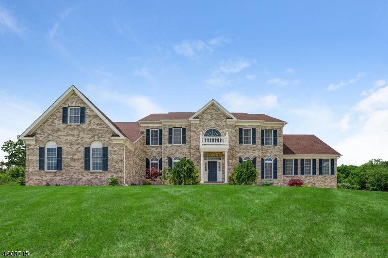 15 Chapel Hill Ct - Photo 1