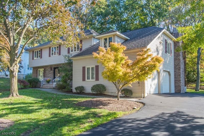 15 Webster Dr - Photo 1