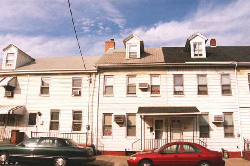565 S Main St - Photo 1