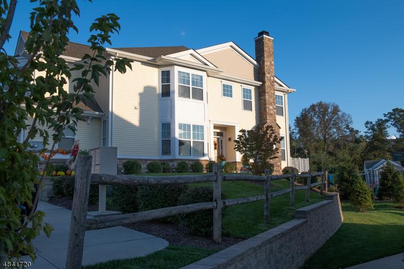 14 Alexanders Rd - Photo 1