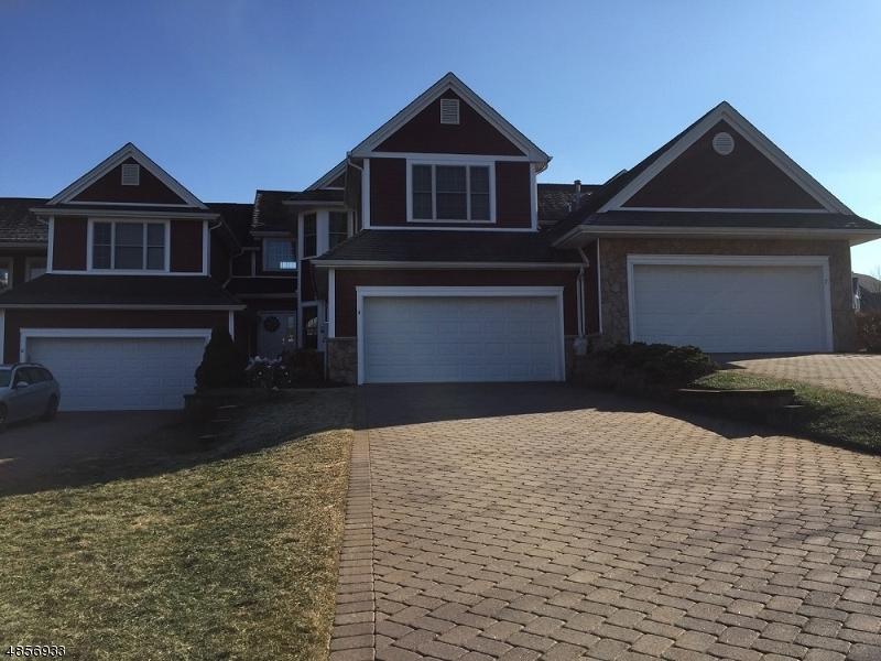 4 Rockhall Ct - Photo 1