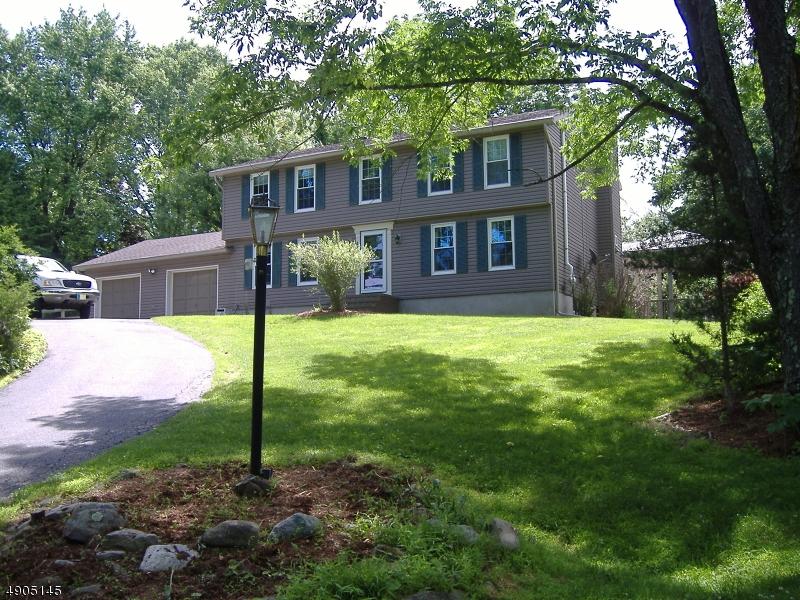 40 Lincoln Laurel Rd - Photo 1