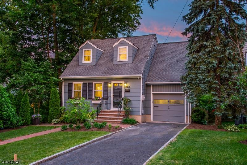 128 Alexander Ave - Photo 1