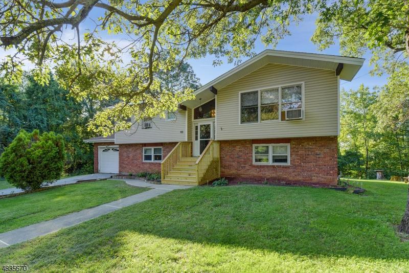 62 Hickory Rd - Photo 1