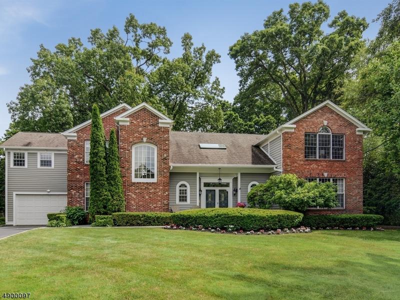 16 Heller Dr - Photo 1