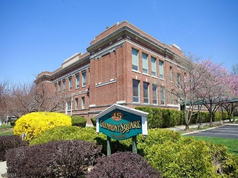 15 Glenridge Ave C0m07 - Photo 1
