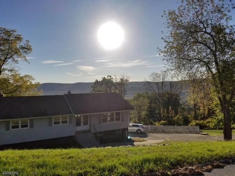 46 Edsall Dr - Photo 1