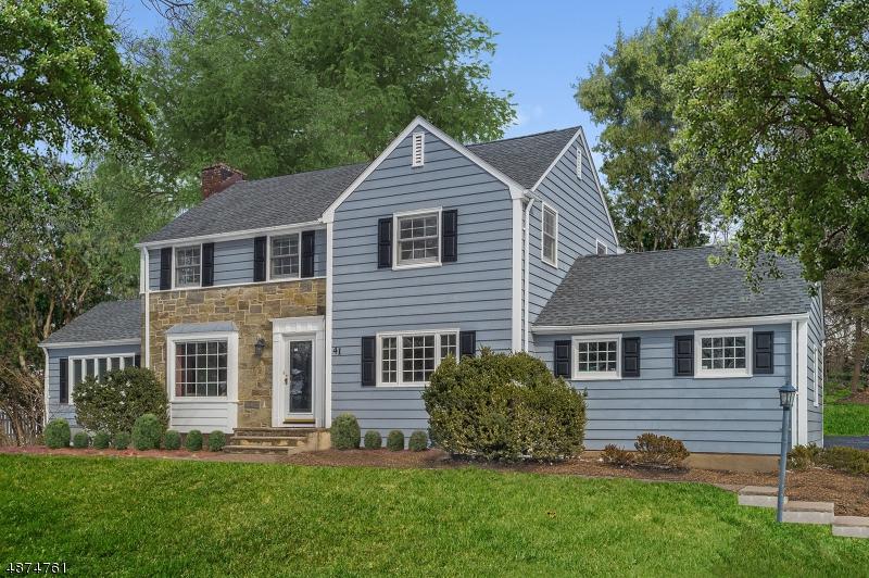 41 Hilltop Rd - Photo 1