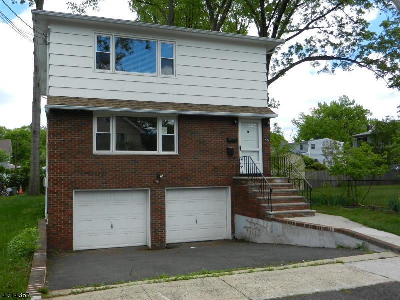 416 Oak St, 1st Floor - Photo 1