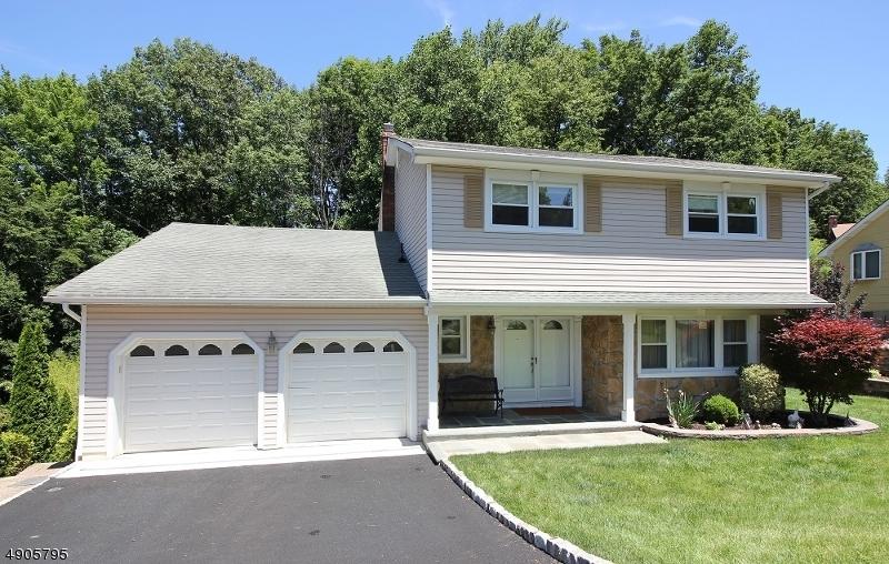 13 Wolfe Dr - Photo 1